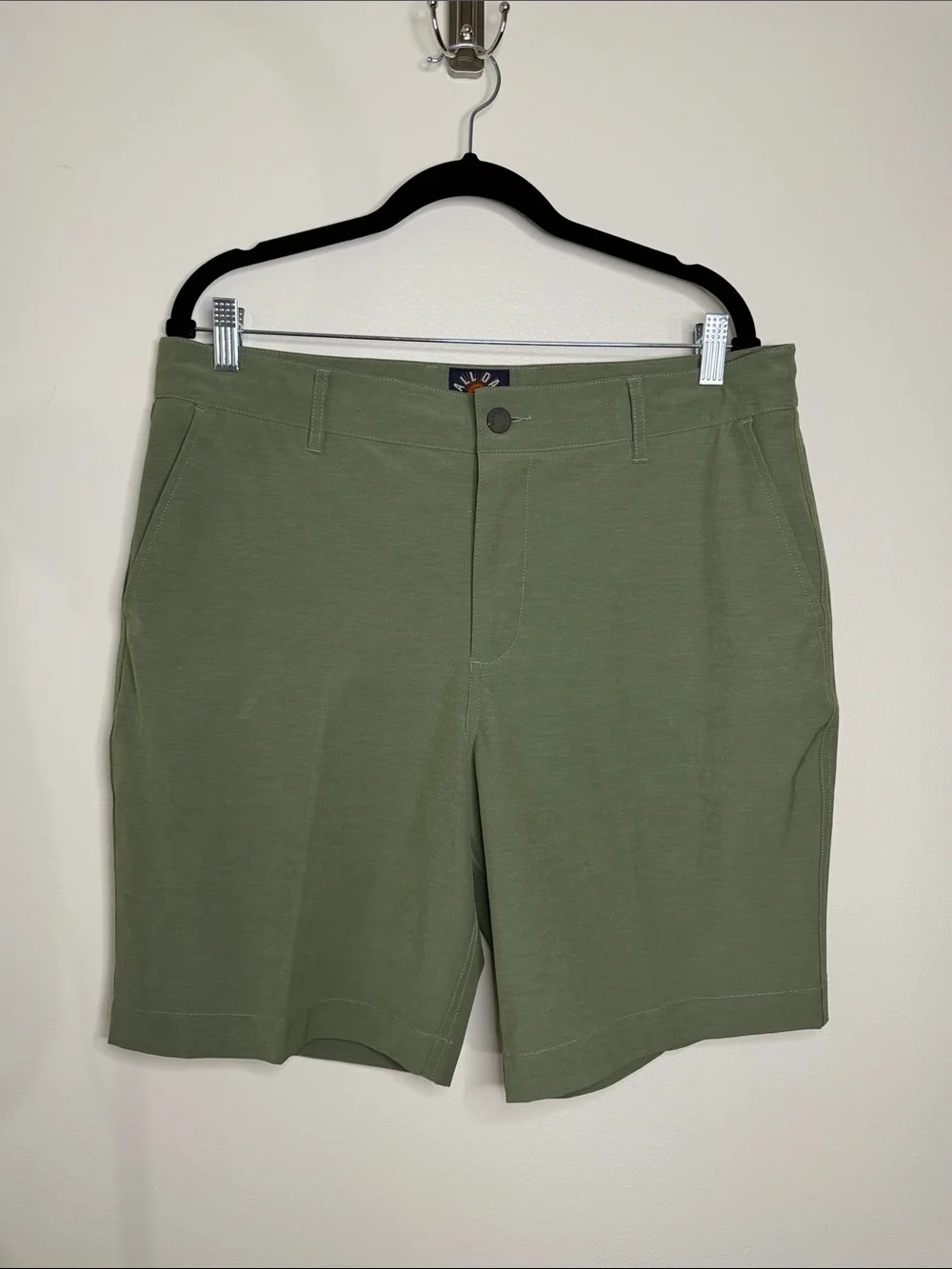 Faherty Belt Loop All Day Shorts in Olive Men's Waist 35